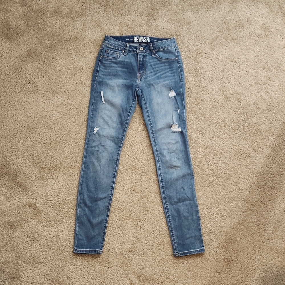 Excellent condition, Rewash Brand Jean's with Holes Skinny  Size 3 / 26